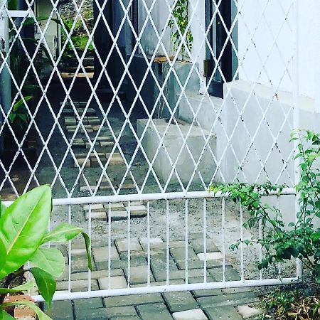 Haus 35 Bed & Breakfast Weligama Luaran gambar