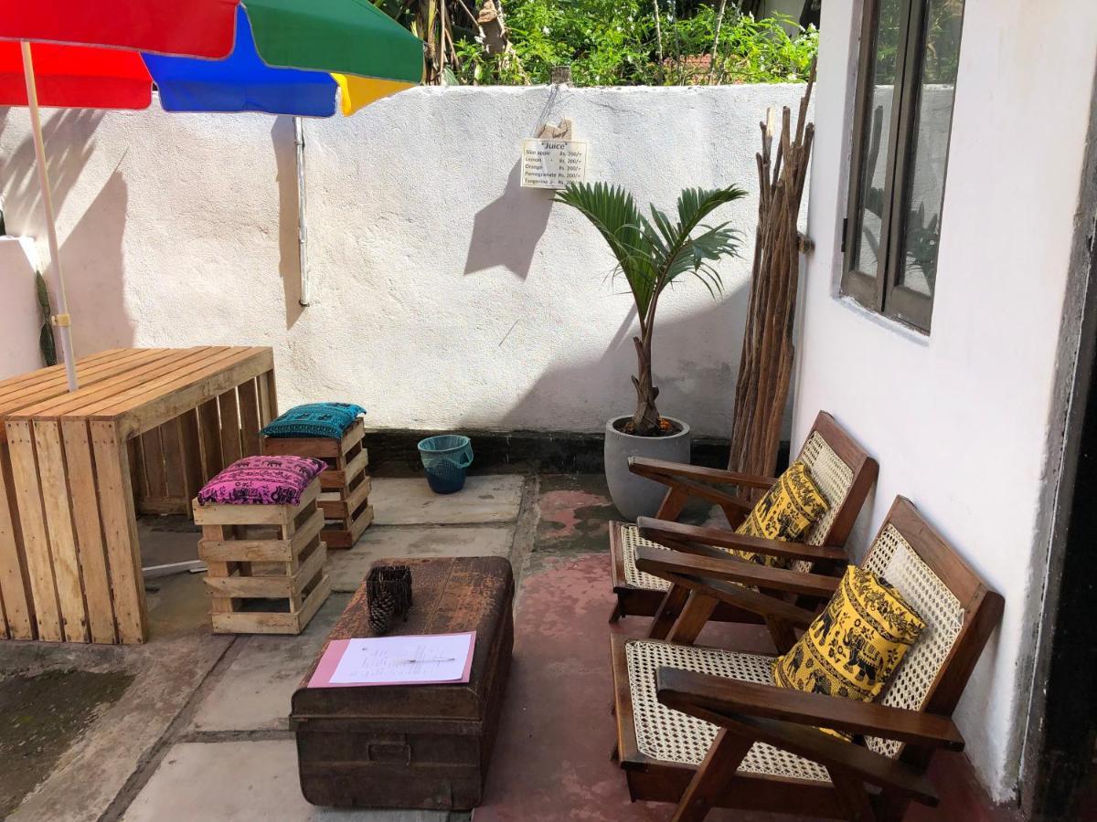 Haus 35 Bed & Breakfast Weligama Luaran gambar