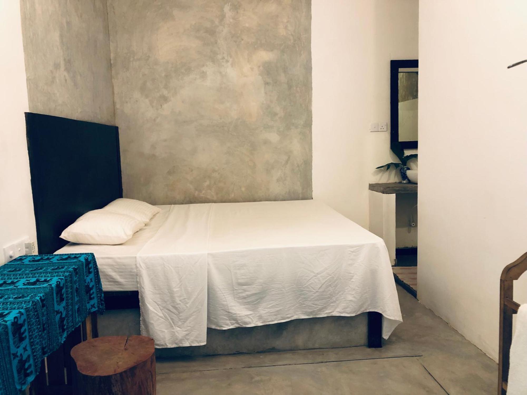 Haus 35 Bed & Breakfast Weligama Luaran gambar